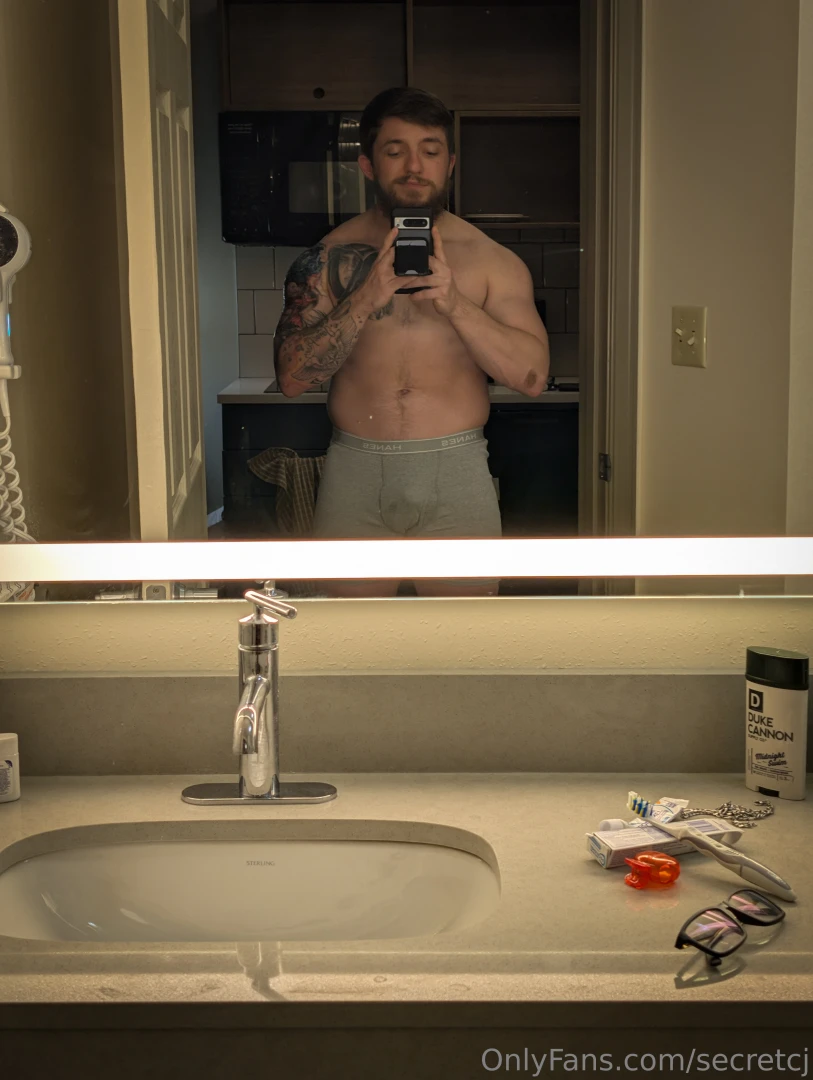 I m in pennsylvania this week for work and been so lonely in my hotel 