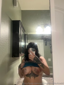 Took this at my best friends house without her knowing lol