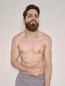 It s valentine s day boys and girls imagine if you could make out with part 2