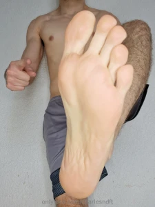 It s valentine s day boys and girls imagine if you could make out with