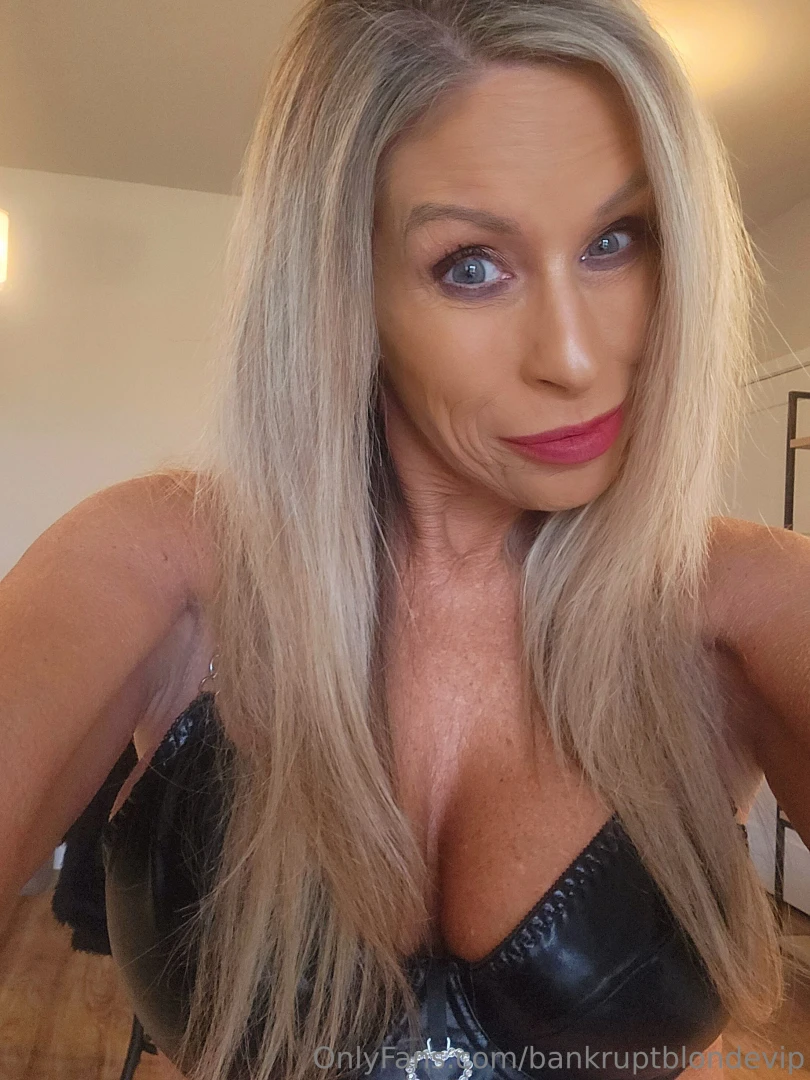 Rainy day makes me want to playyyyy 