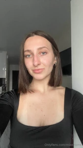 I had to shoot my face for 20 minutes to get this cute selfie enjoy