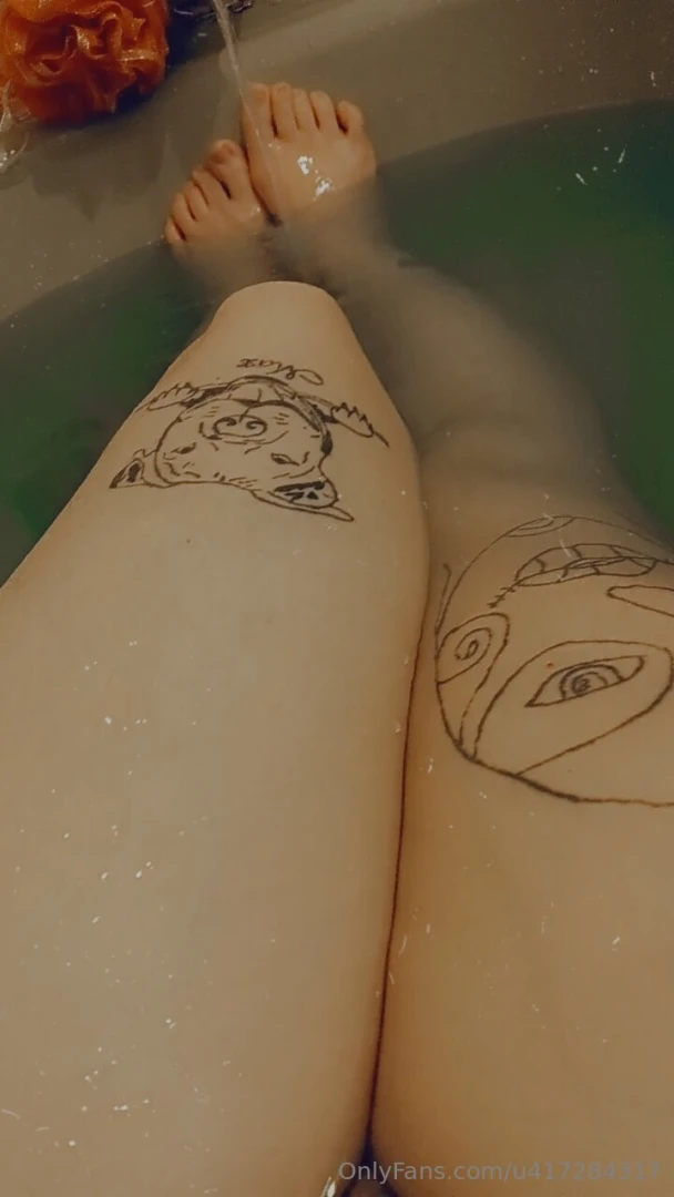 Relaxing bath for some me time 