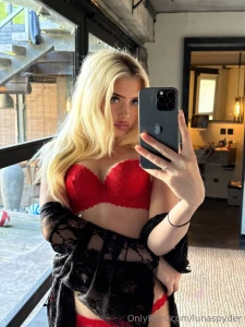 Cute enough to ruin your focus