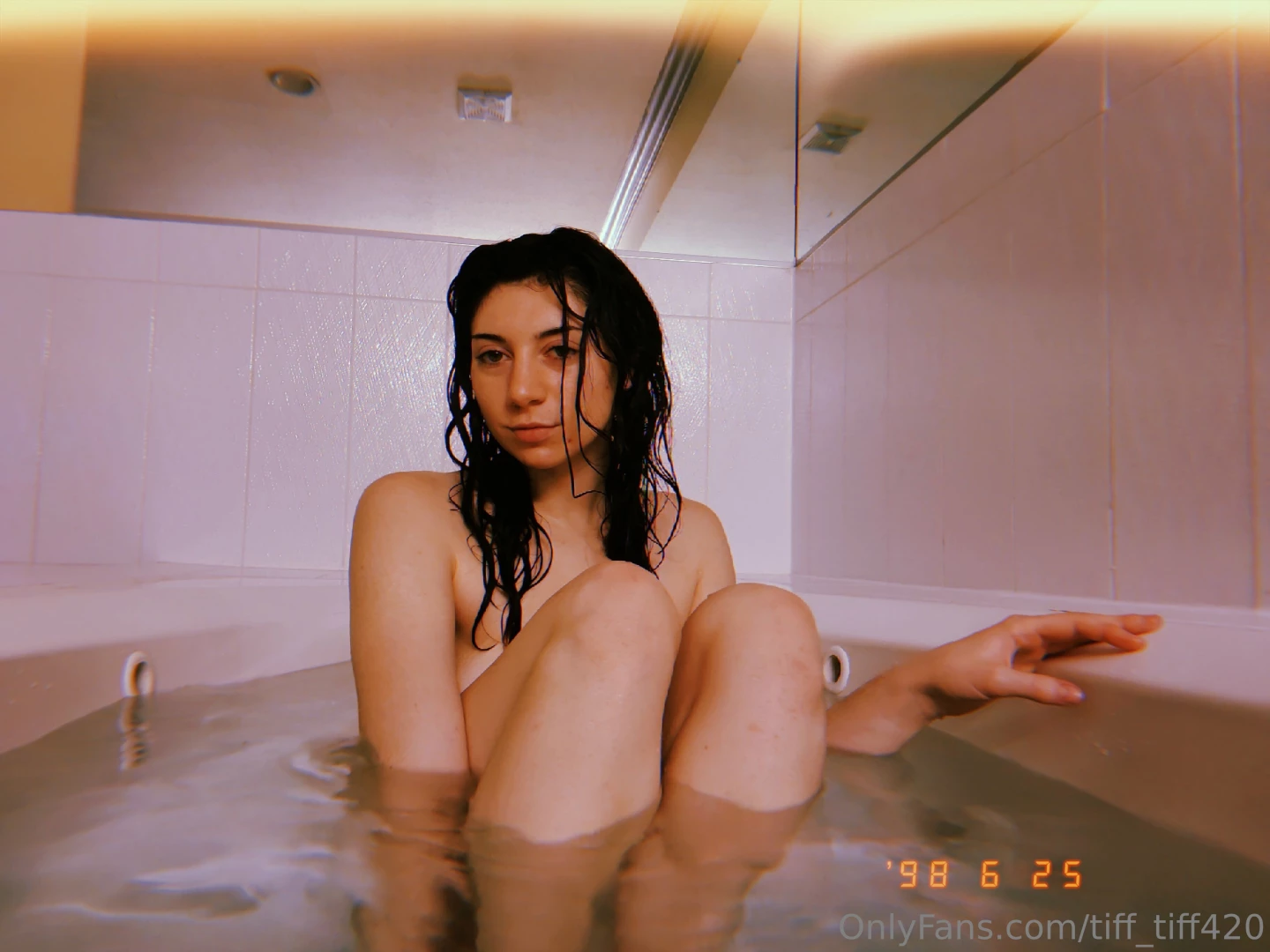 I loveee this bathtub part 6 