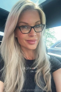 See everything off including these glasses unlocked on the wall https