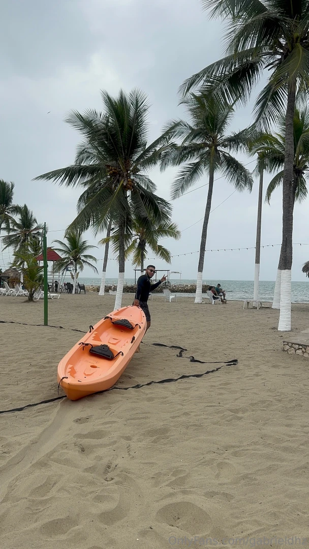 My body on the beach looks very sexy part 2 