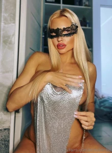 Welcome my dms are open for any and all custom content and naughty