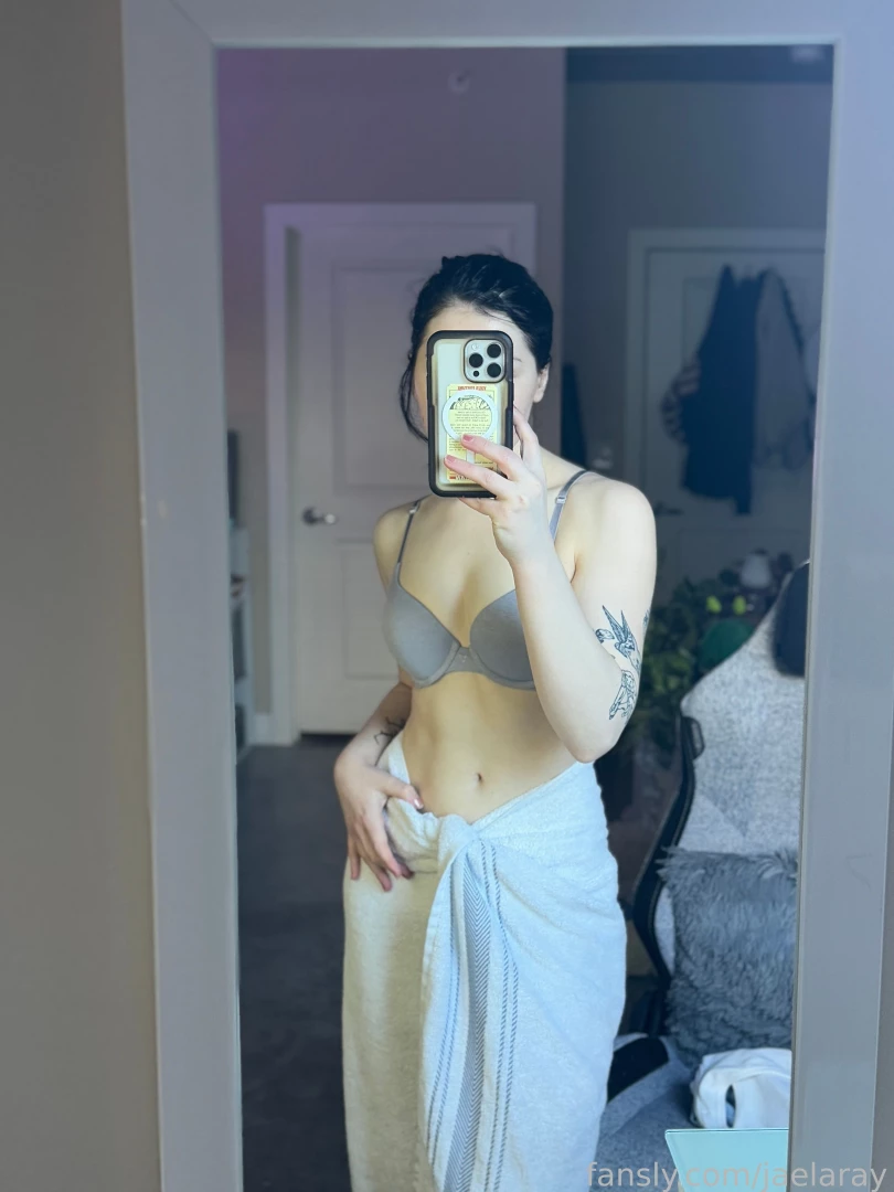 More towel spice sending some more to your dms soon hand bra anyone part 2 