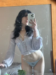 Might as well take dirty pics in the dirty mirror shooting some extra part 2