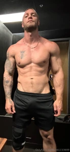 Good thing i ve got this 3rd leg