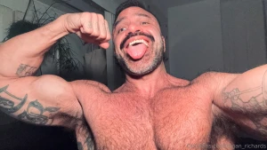 If only you could scratch amp sniff my pics