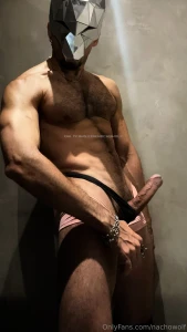 La luna llena me tiene a punto baby the full moon has me on point baby