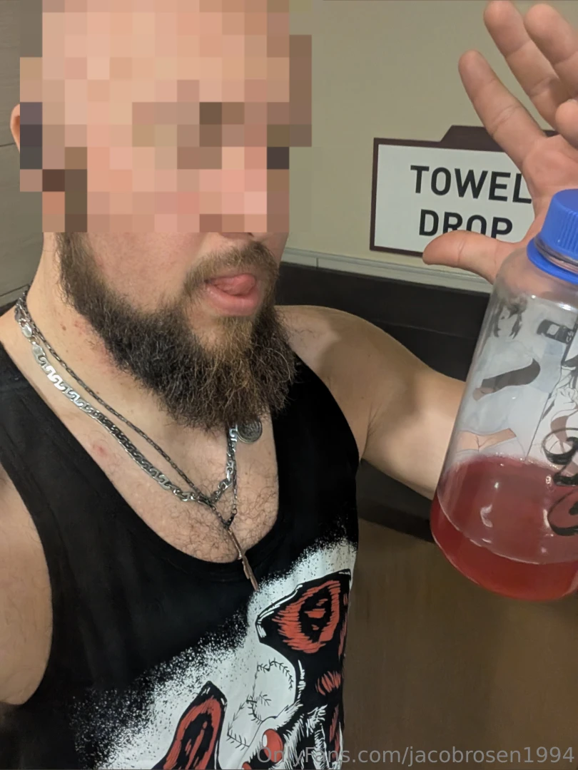 Morning hope everyone has a great day heres some extra pics for y all 