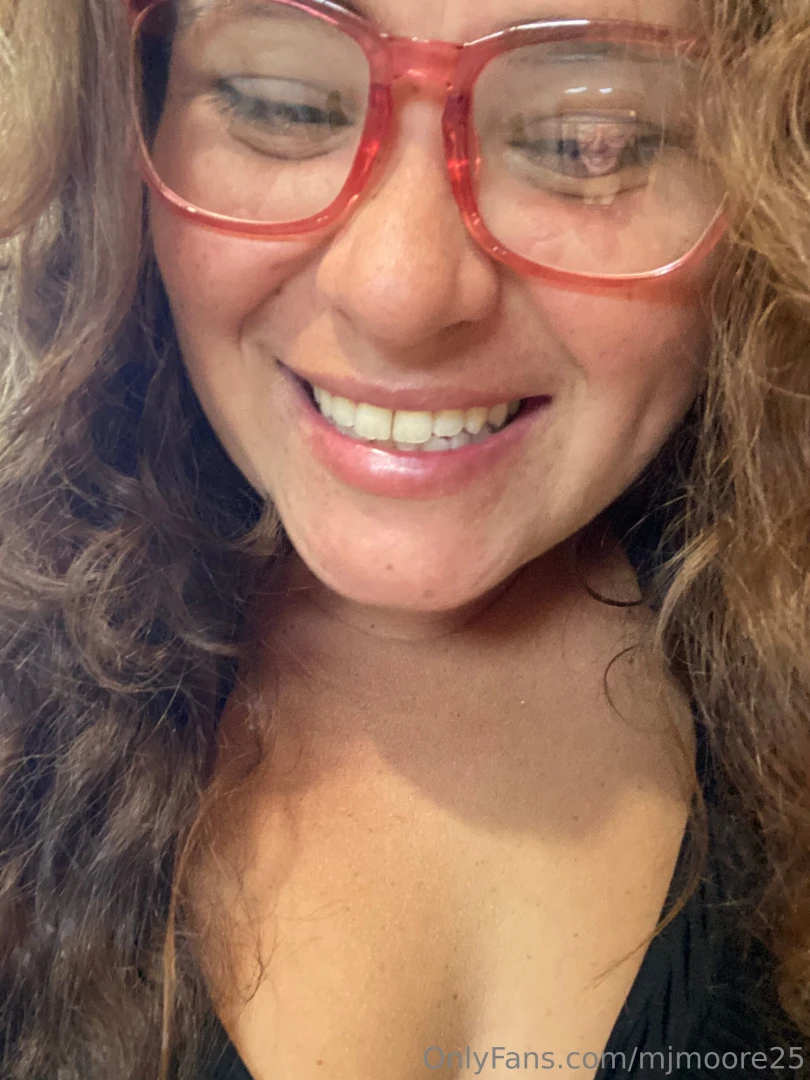 New clothes makes me happy 