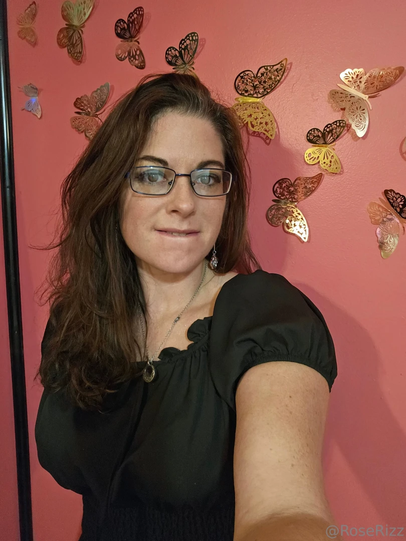 Cum see me live on cb now psst i ll be naked 