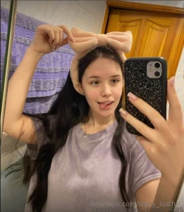 This bitch pearl_emily is so bored she needs your dick right away she part 7