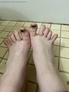 Feet pics part 65