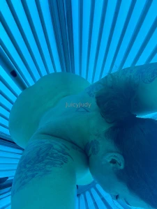 Tryna build my tan back giving you a preview of me in the stand up bed