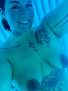 Tryna build my tan back giving you a preview of me in the stand up bed part 1