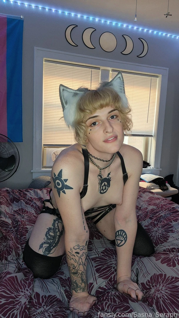 Do you wanna play with a slutty wolf girl bark bark fyp trans part 1 