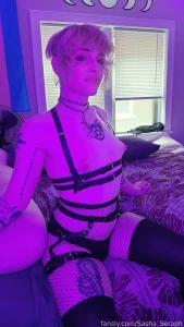 Some of my fav pics my ass and tits look amazing hope you enjoy fyp part 3