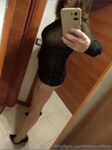 Ciao sono polly la tua donna del piacere sono qui per realizzare ogni part 2