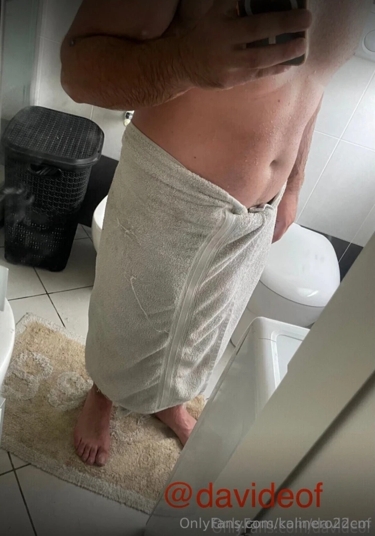 He is davide a 27-year-old italian boy make videos by yourself and part 1 