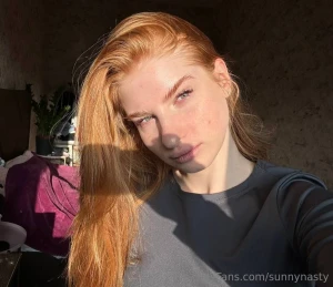 Th sun w rms m r d h r m k ng t sh n v n br ght r wh t w uld u ch s d