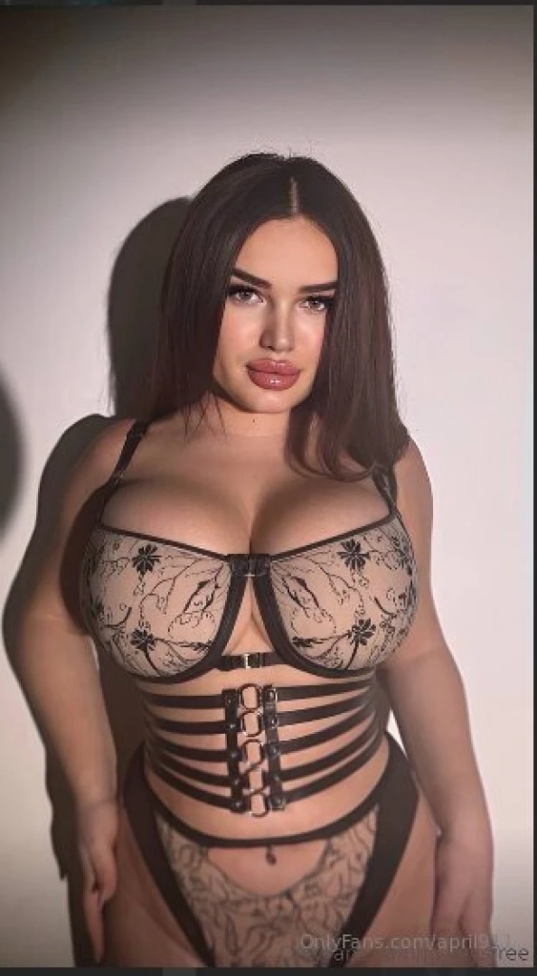 She s waiting for you julyyysfree sexy julyyysfree with big tits and part 1174 