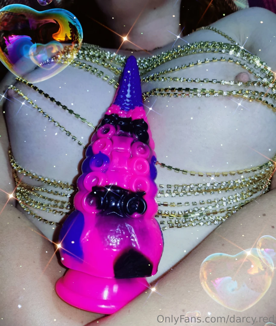 Today i will play with this cute tentacle 