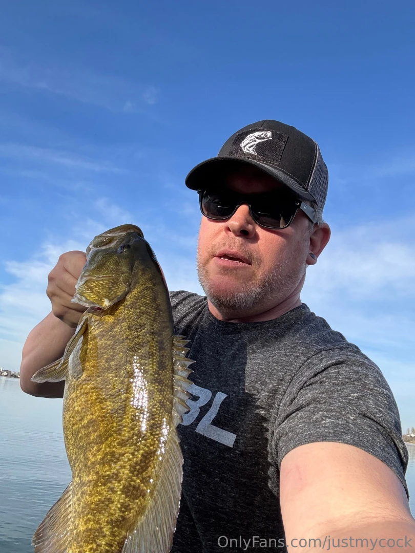 Thinking of changing my youtube profile pic to this one because i m 