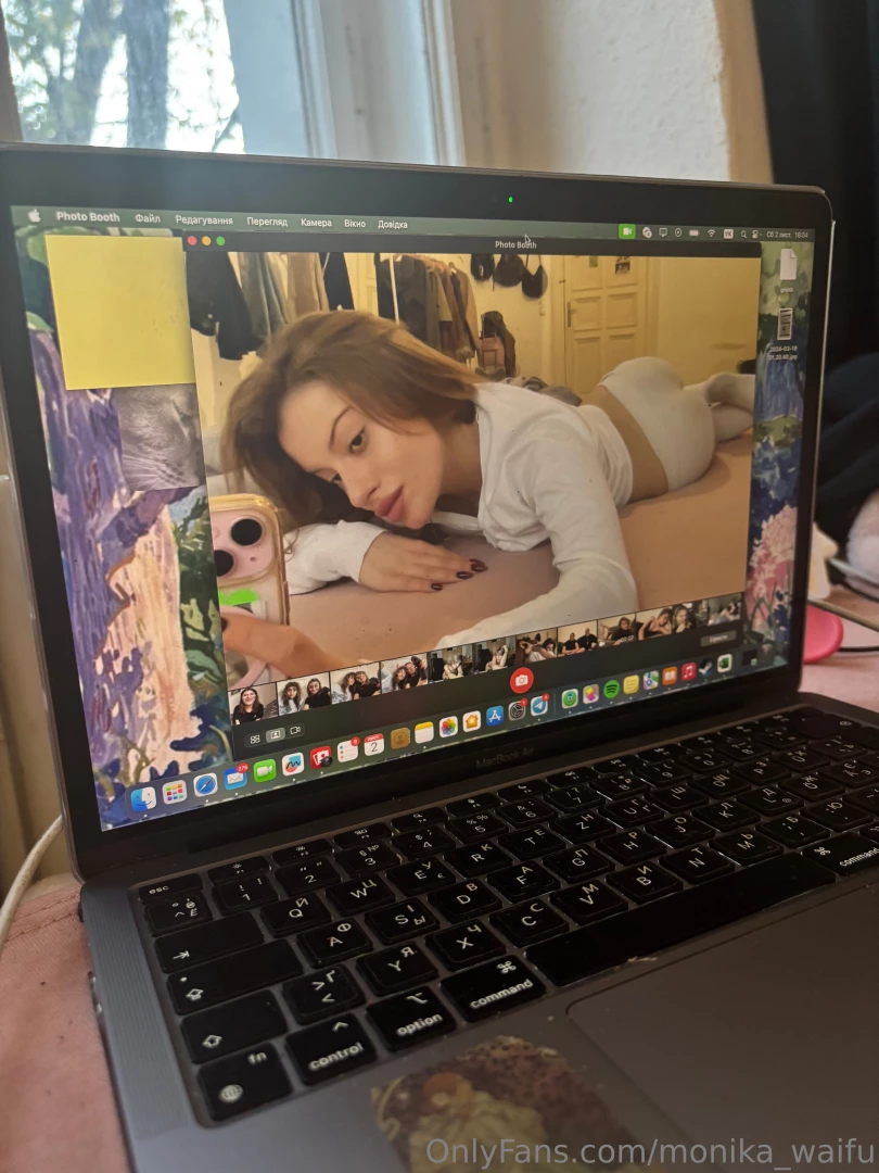 Sometimes i just turn on my laptop sit back and look at myself in the 