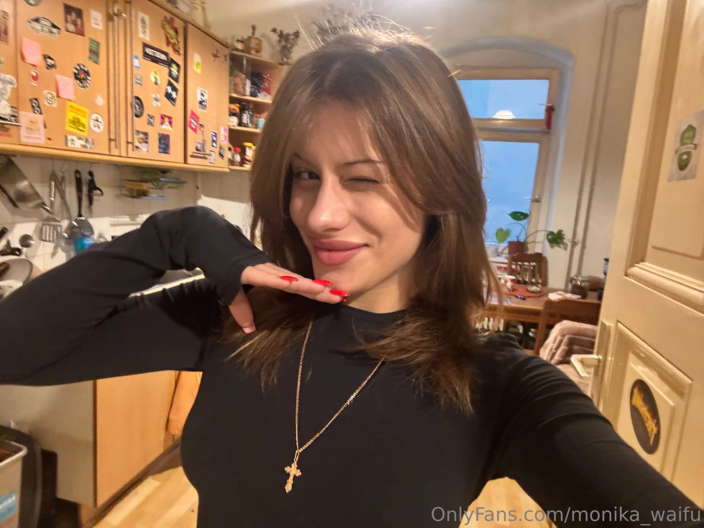 The morning brightened up as the sun began to shine through the blinds 