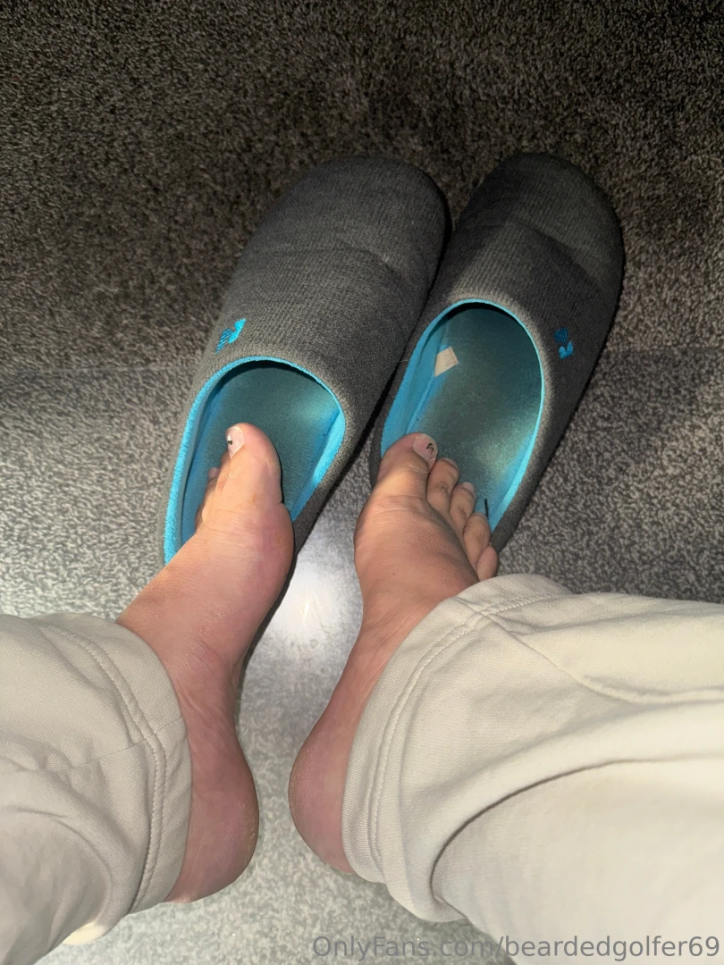 Sweaty slippers 