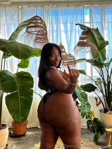 Alexa start playing welcome to the jungle by guns n roses