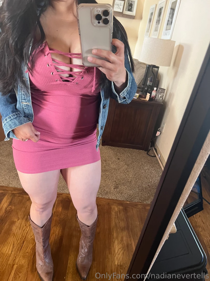 Who s taking me like dancing like this message for pics vids customs 