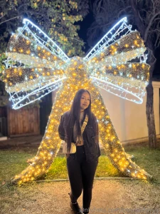 Which is better watching my ass bounce on that dick or taking it