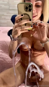 Hahahahahaha shower of milk in mirror