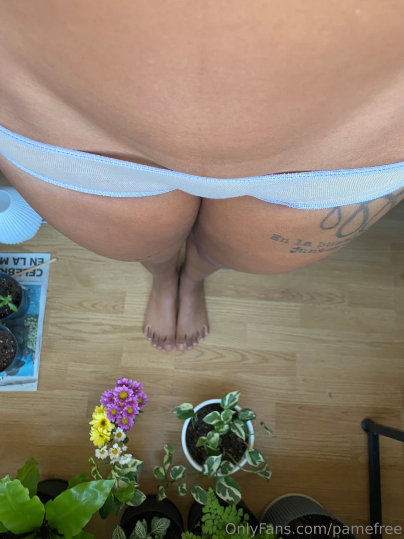 Vip is where i get naked for real no censors no limits no holding back 