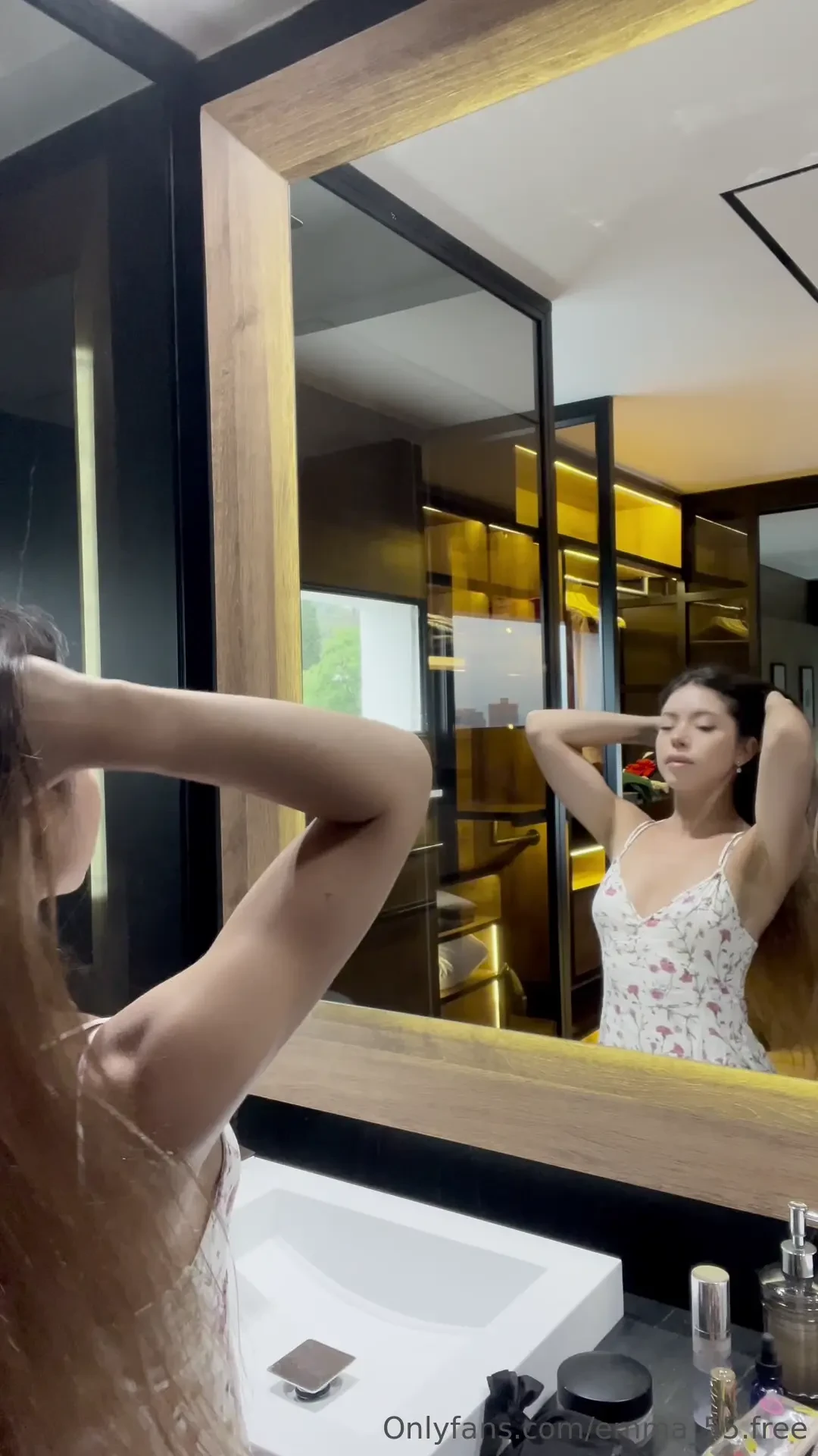 Are you the type to pull hair i want to know here emma_55 