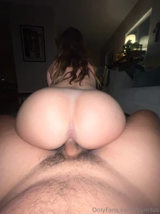 Hoy es noche de sexo esa mujer pide verga a gritos