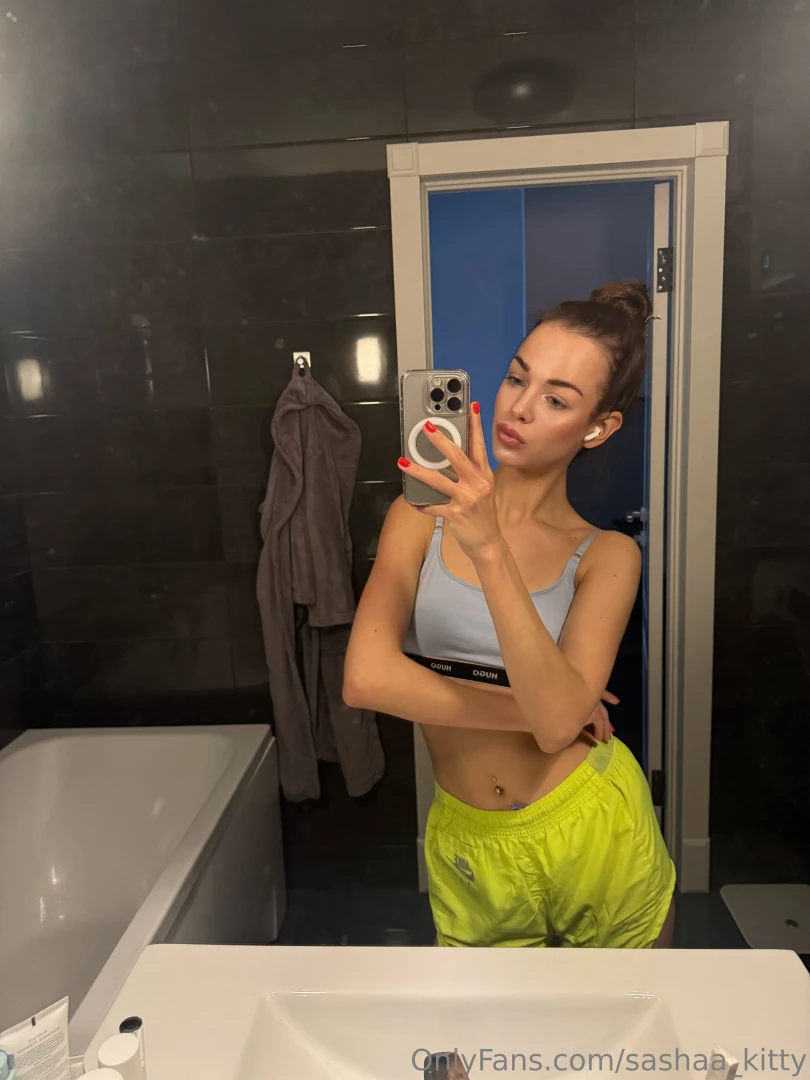 Felling myself in every way today 