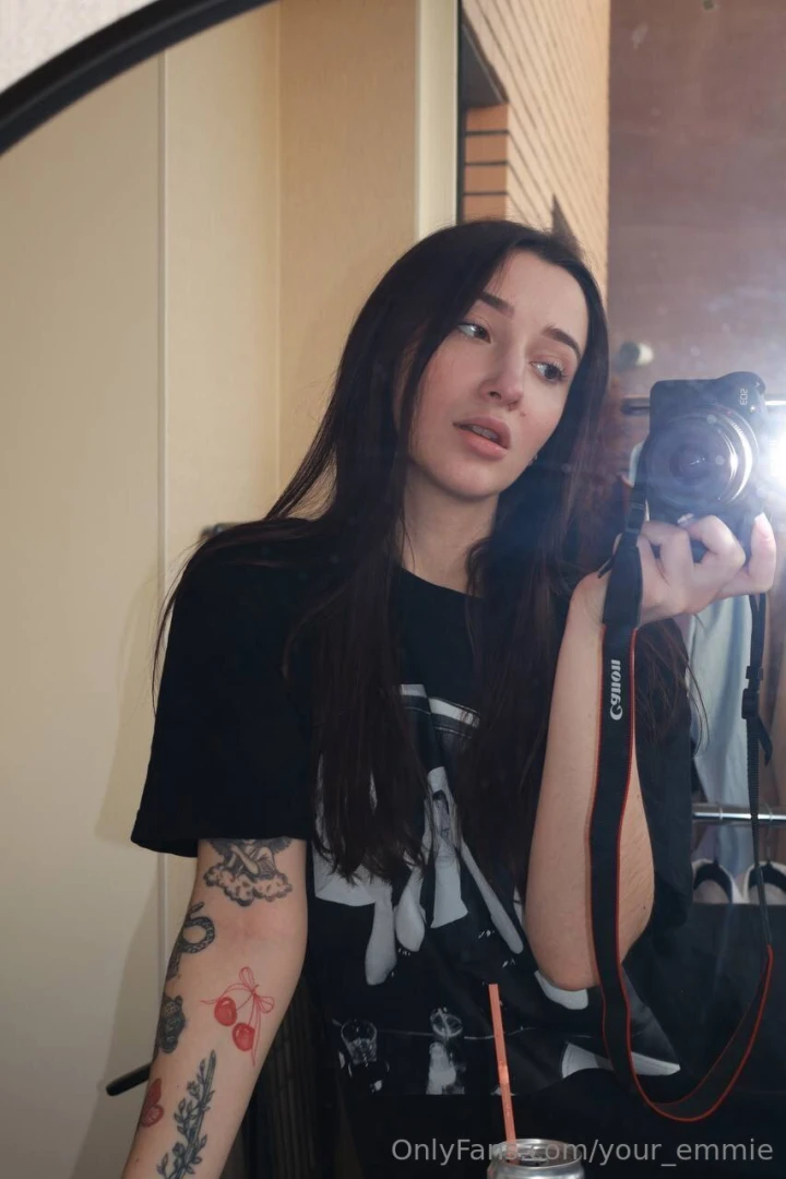 Got reminded that i have a canon and i m ready to get creative can t 