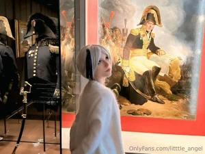 Today i wandered through the halls of the paris army museum and it part 2