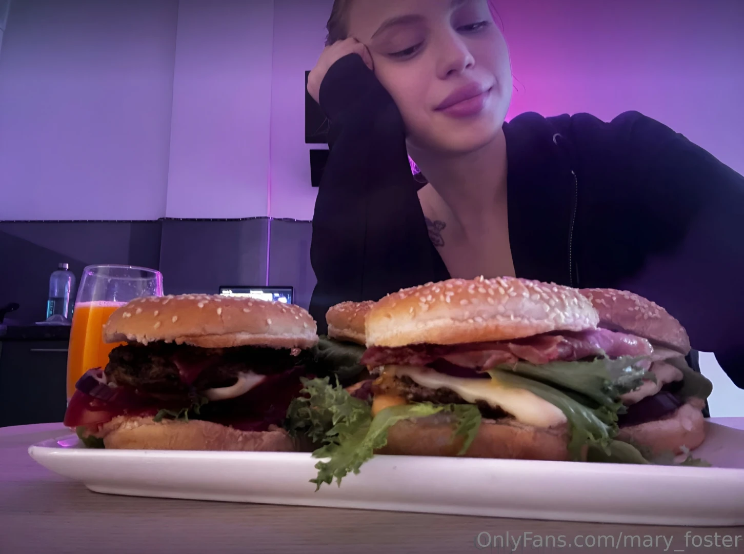 So juicy and tasty i prepared these burgers myself 