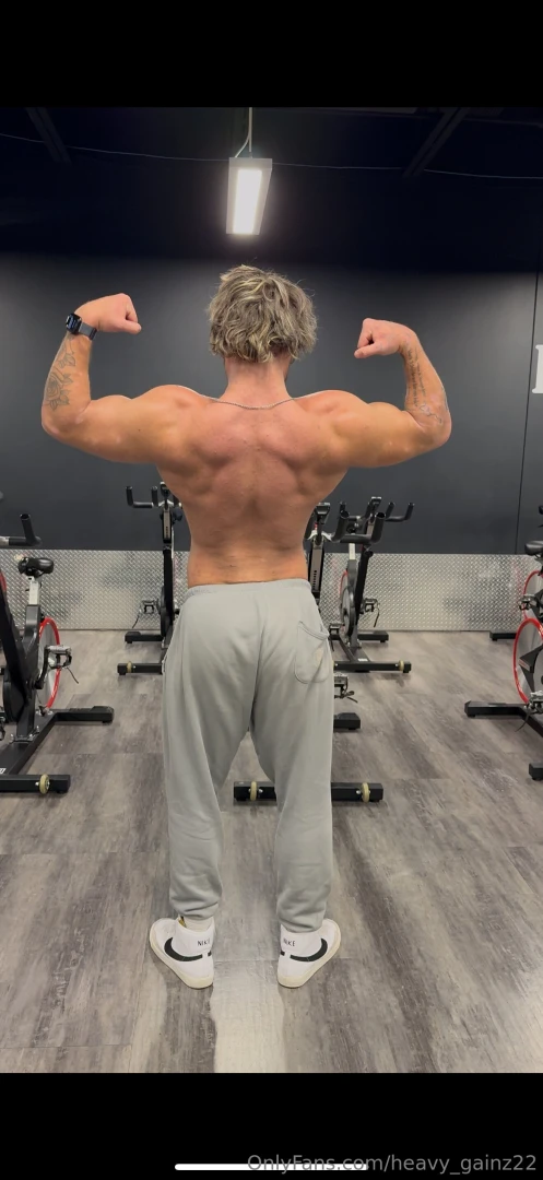 Anyone looking for a personal trainer dm me 