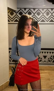 I was in a mexican restaurant and that day there was live music and i part 1