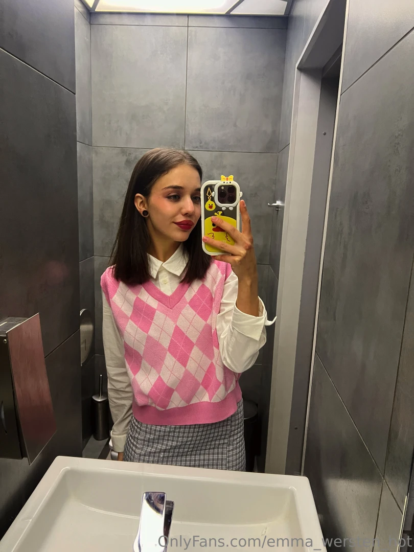 I went out for tea with a friend in the evening i love going to 