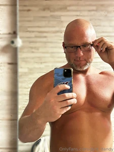 Even tho i was still hungover dandy still showed up and showed off his